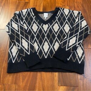 Belle Du Jour Womens Pullover V Neck Sweater Small Black And White
